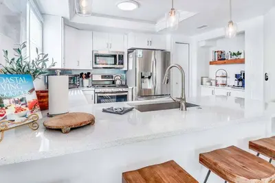 Image de Deja Blue Dream - Newly Updated Luxury Beach home
