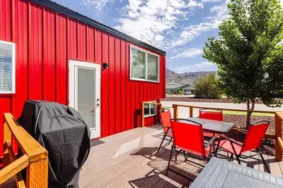 Image de Tiny Home Paradise with Hot Tub