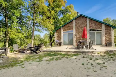 Image de Pet-Friendly Richville Vacation Rental w/ Dock!
