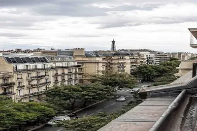 Image de 100m2 Champs Elysees Skyroof Luxury With Optimal Comfort In A Modern Setting