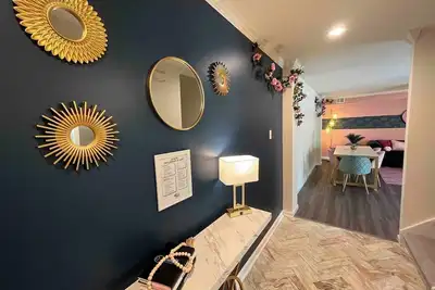 Image de Pretty Posh Pad-Block to Ocean Casino and Waterpark