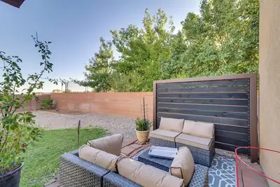 Image de Chic New Mexico Retreat w\/ Patio, Grill & Fire Pit
