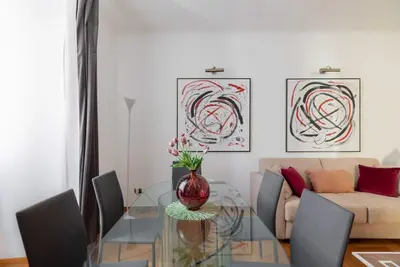 Image de iFlat | Red Roman Flat with terrace