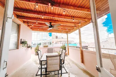 Image de Modern Miramar Penthouse with Gorgeous Views