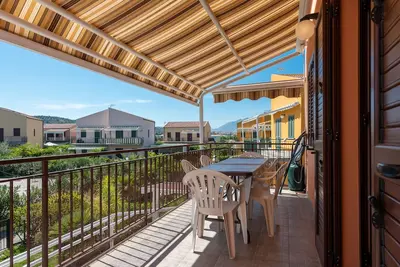 Image de Maison de vacances \"Oceania\" avec vue sur la mer, 2 balcons et piscine partagée