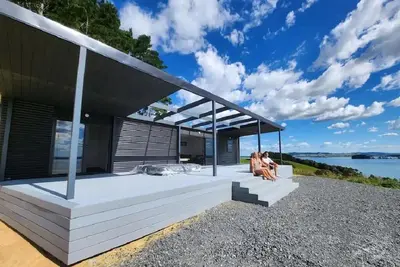 Image de Romantic Countryside Cabin with Magnificent Lake Views