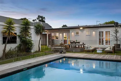 Image de Birdrock Pool House | 500m from Beach