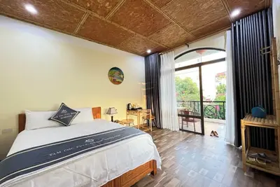 Image de Tam Coc Full House Homestay nơi nghỉ dưỡng tuyệt vời, với phòng nghỉ view bể bơi