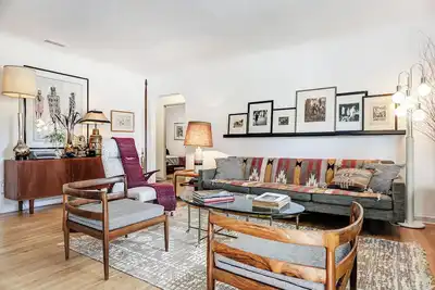 Image de Designer Classic Adobe - Central And Completely New Aug 2023.