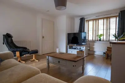 Image de Smart & Cosy Family Home, Quiet Road, Dog Friendly, Smart House, Quiet, Private Road
