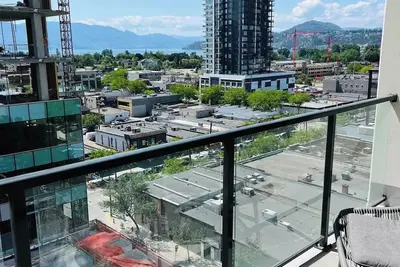 Image de Lake View Condo 3 in Kelowna<br>