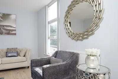 Image de City centre-en Ville-Duplex-Salle de bain privée séparée-Vue ville