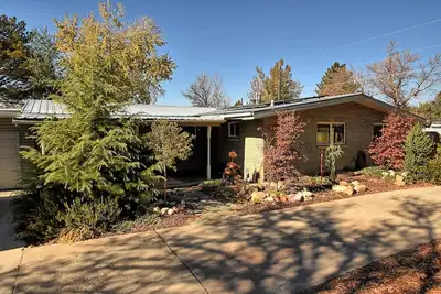 Image de Minutes from Brigham Young University, Uvu, Sundance Ski Resort, and more!