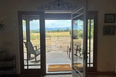 Image de Glorious Mountain Views at Setting Sun Ranch