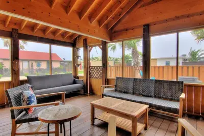 Image de Rnr Cottage- Screen Porch | Pet Friendly