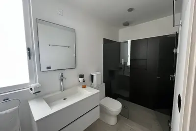 Image de Best penthouse on 5av! Private rooftop pool