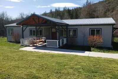 Image de Farmhouse Bliss Escape to Nature