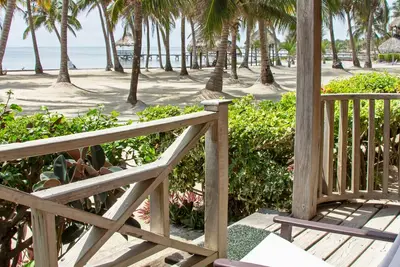 One Bedroom -Douche-Vue plage-de Luxe-Condominium