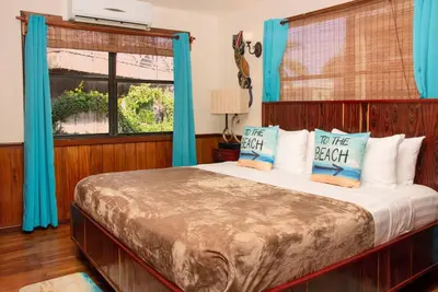 Beach Front 1st Floor-Condominium-de Luxe-Salle de bain-Vue plage