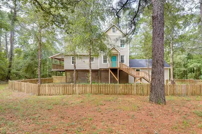 Image de Waterfront Burgaw Vacation Rental w/ Private Yard!