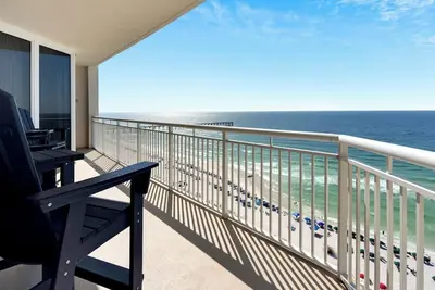 Image de Grey Heron 3 Br end unit at The Pearl!