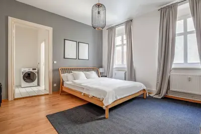 Image de Clean Mitte Studio, Fully Furnished & Equipped, by Blueground