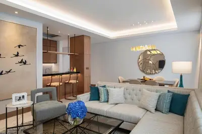 Image de 2 Bedroom Suites Near Dubai Police Club by E R