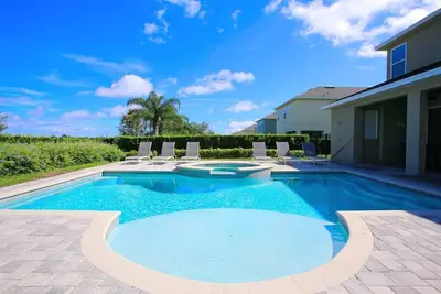 Image de ⭐⭐New Listing | Supreme 9 Bed Villa | Encore at Reunion | Huge Pool & Spa ⭐⭐