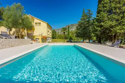 Image de Appartement de vacances avec piscine