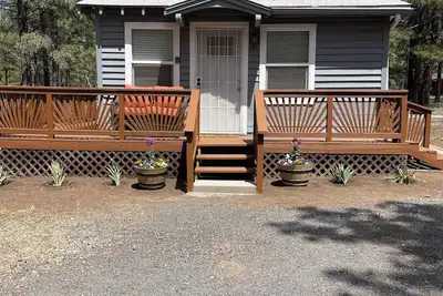 Image de Cozy and quiet Cabin in the Woods