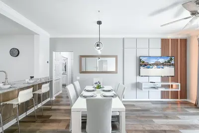 Image de Vista Cay Lakeview Chic. Next to Pool, Walk to Epic Universe and the Occc