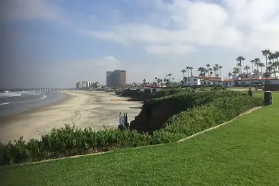 Image de Villa Refugio- Beachfront Resort-Walk to Downtown! La Paloma Beach Tennis Resort