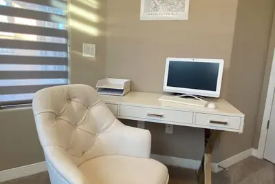 Cozy condo at South Mountain /gated community