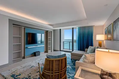 Image de 3-Br Residence @ Jwm Clearwater Beach ~ Pool, Hot Tub, Spa, Fitness Center, Free Activities ~ #1411