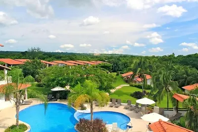 Image de Close to Mullins Beach and Animal Flower Cave! Outdoor Pools, Parking!