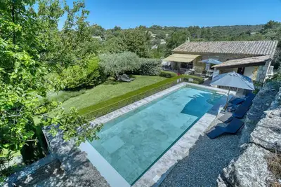 Villa Vermentine, villa classée meublé de tourisme 5 étoiles, dans Gordes