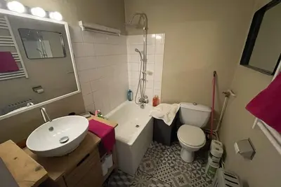 Image de 150m des commerces, Rez-de-chaussée, vue pistes de ski, terrasse, télévision, casier à ski, 28m²