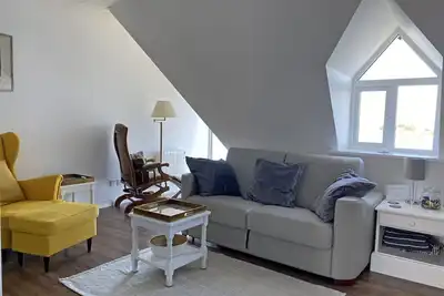 Apartment 454 - Roundstone - sleeps 5 guests  in 2 bedrooms