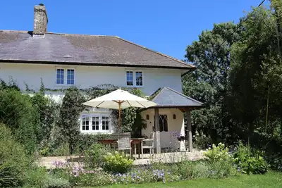 Image de Cosy Cottage - sleeps 4 guests in 2 bedrooms