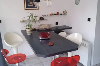 maison avec piscine au calme<br>