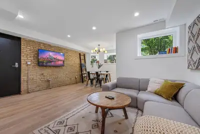 Image de Logan Square Luxury Villa 🏠3 Beds, 3 Baths