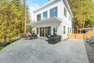 Image de Lakefront Cottage on Shawnigan Lake