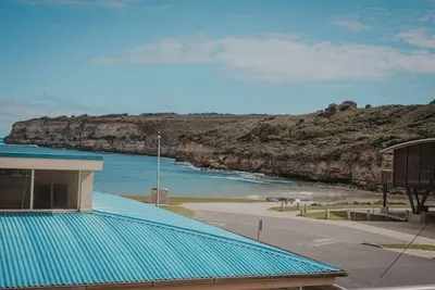 Image de Surf break at Bayview villas Sea View
