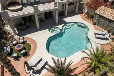 Image de Summer Sale! Htd Pool Spa, Bbq Fire-pit, Legacy Golf Coarse