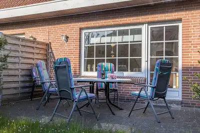 Image de Ferienhaus 50085 - Mal so Richtig Ausspannen: Das Reihenhaus Liegt Hinter dem Deich und hat fĂĽr die