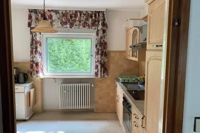 Image de Idyllische Ferienwohnung mit Garten und Pool