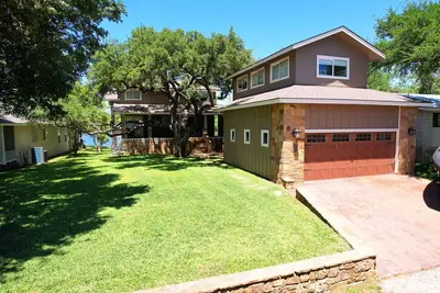Image de Escape to Paradise Cove - Your Perfect Lake Retreat!