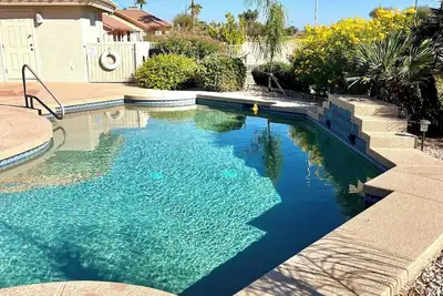 Image de New! Upscale Sun City West Oasis Golf Course with Pool