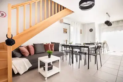 Image de Maison 4 chambres 4 salles de bain + parking 3 voitures 6km de Disneyland Paris