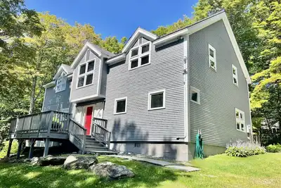Image de Pet Friendly home with a barrel sauna